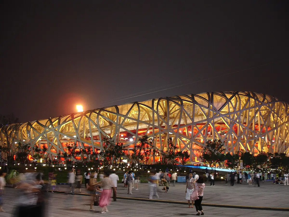 2008 年北京国家体育场与奥运圣火